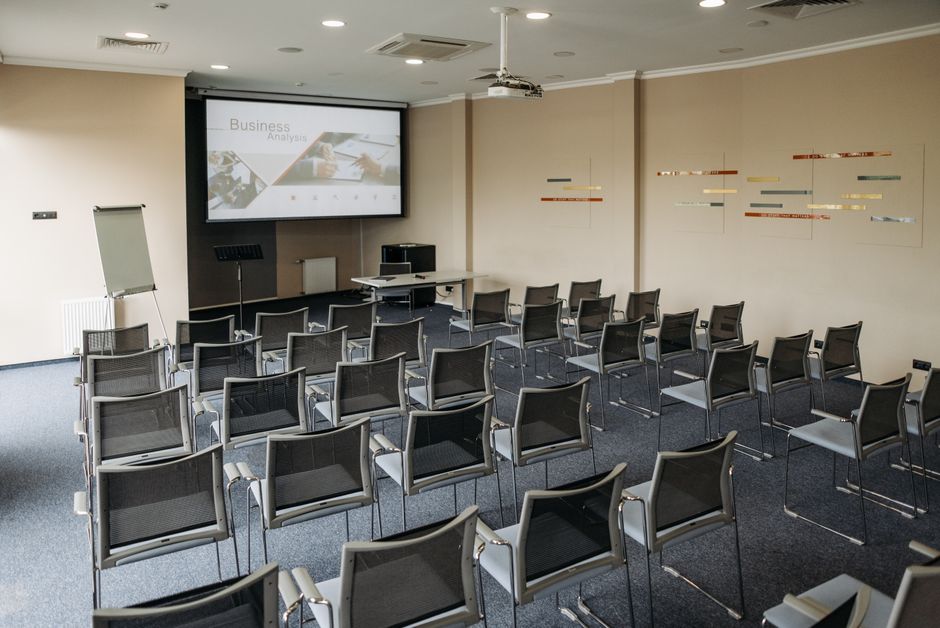 Classroom AV installation by ITECH2